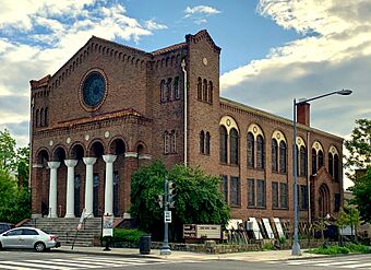 Lincoln Temple United Church of Christ.jpg