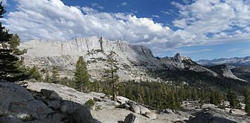 Matthes crest yosemite backcountry view from west side.jpg