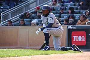 Minnesota Twins - Opening Day vs Seattle Mariners (26404262207)