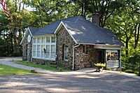 PIG KNOLL SCHOOL, POMONA, ROCKLAND COUNTY, NY