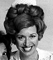 Polly Holliday Flo
