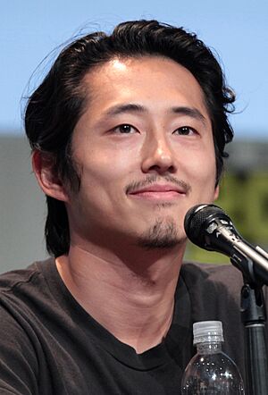 SDCC 2015 - Steven Yeun (19674345441) (cropped)