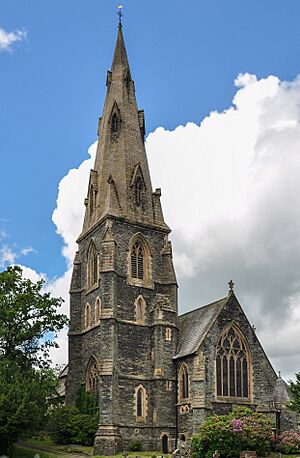 St Mary's Church, Ambleside (6795).jpg