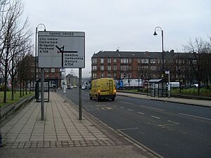 Approaching Farme Cross on Farmeloan Road - geograph.org.uk - 1167867