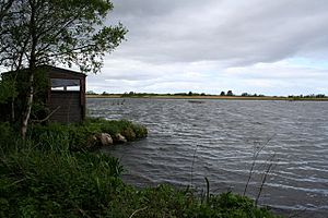 Bird Watchers Hut on Loch Spynie. - geograph.org.uk - 175832