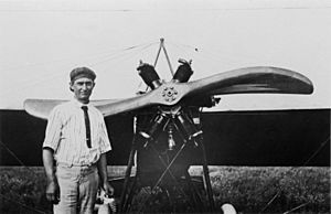 Clyde Vernon Cessna (1917)