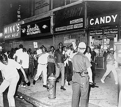 Demonstrators-Harlem-1964.jpg