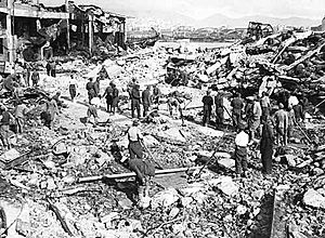 German bombing of Piraeus