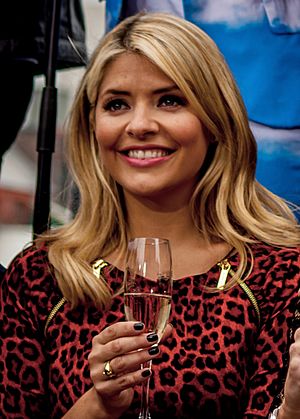 Holly Willoughby (cropped).jpg