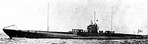 Japanese submarine I-1.jpg
