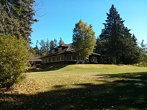 Superintendent's Residence and Works Garage 2013-09-21 12-19-57