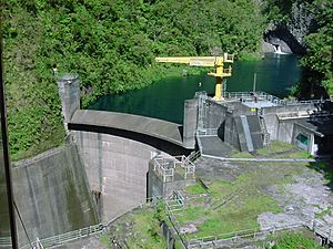 Vue barrage takamaka