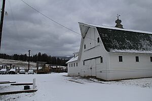 White barn - Ninemile Remount Depot