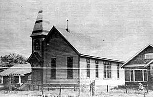 82 Year1910 A - Kenwood Community Church