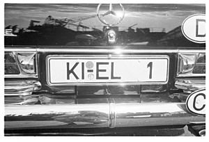 Autokennzeichen KI-EL 1 (Kiel 32.902)