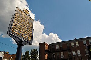 Christian Street Hospital Historical Marker 924 Christian St Philadelphia PA (DSC 2788)