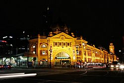 Flinders st station at night02