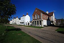 Holmead Walk - Poundbury - geograph.org.uk - 981485