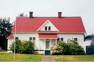 Klipsan Beach Life-Saving Station 3-25-2000