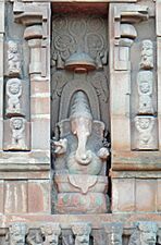 Le temple de Brihadishwara (Tanjore, Inde) (13908795928)