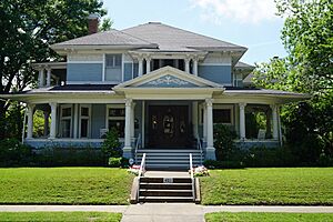 McKinney April 2017 108 (401 W. Lamar)