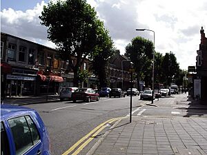 Northfields Avenue, London, W13 - geograph.org.uk - 58943.jpg