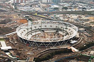 Olympic Stadium October 2009 SM (cropped)