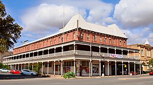 Palace Hotel, Broken Hill, 2017 (01)