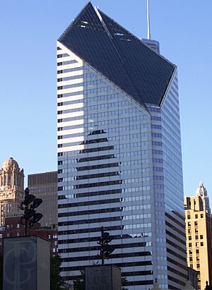 Smurfit-Stone Building Chicago from Millennium Park