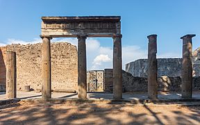 Triangular Forum - Foro Triangolare, Pompeii (5093)