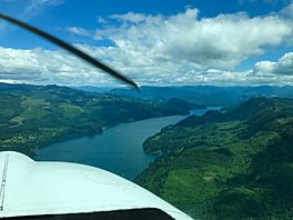 Aerial view of Lake Merwin in Washington (35085174512).jpg
