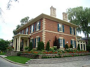 An history building of United Empire - panoramio