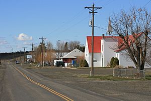 Benge main street as seen from the east