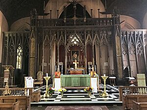 Chancel Screen Holy Trinity Reading