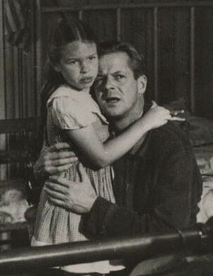 Dan Duryea, Mary Anderson, and Melinda Plowman in Chicago Calling (cropped)