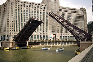 Franklin Street Bridge, Chicago, opened for sailboats