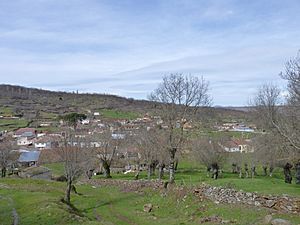 La Calzada de Bejar desde el fortín romano.jpg