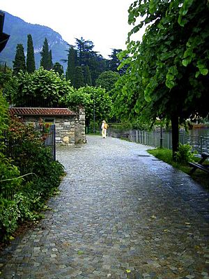 Lierna lakeshore, Lake Como, Italy.jpg