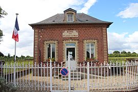 The town hall in Saint-Laurent-du-Mont