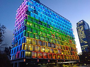 Perth Council House, illuminated, August 2012.jpg
