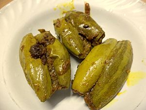 Stuffed parval (pointed gourd, Trichosanthes dioica)