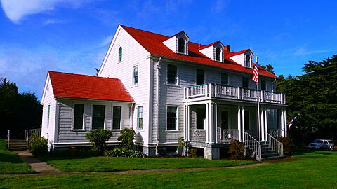 The Umpqua River Lighthouse Museum near Winchester Bay, Oregon (31482495337)