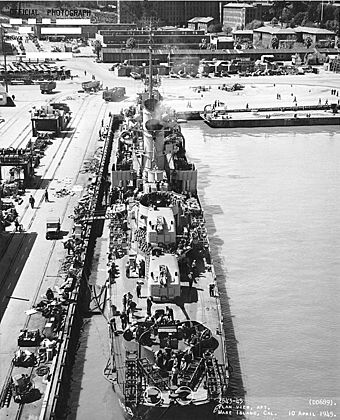 USS Wadleigh (DD-689) at Mare Island Naval Yard, stern view.jpg