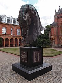 Wellington College Memorial, Crowthorne (geograph 3609290)