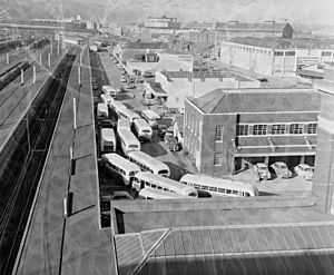 Buses at no. 9 Platform, Wellington Railway Station, 1957 (43712546690) (cropped)