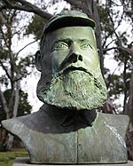Bust of Dave Gregory.jpg