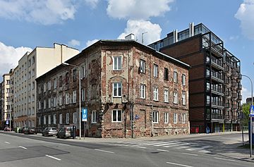 Gentryfikacja ulica Okrzei róg Wrzesińskiej w Warszawie