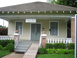 Houston Heights Woman's Club house