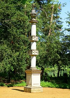 Lancelot Brown monument - Wrest Park - Bedfordshire, England - DSC08216
