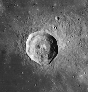 Manilius crater 4097 h2